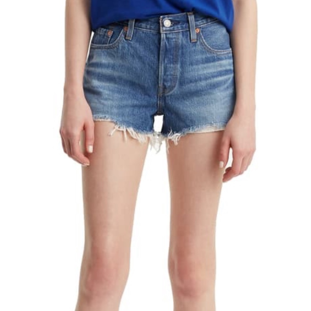 Levi’s 501 cutoff shorts